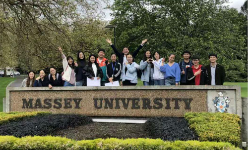 yl23455永利官网首届梅西大学暑期访学项目圆满结束1.jpg